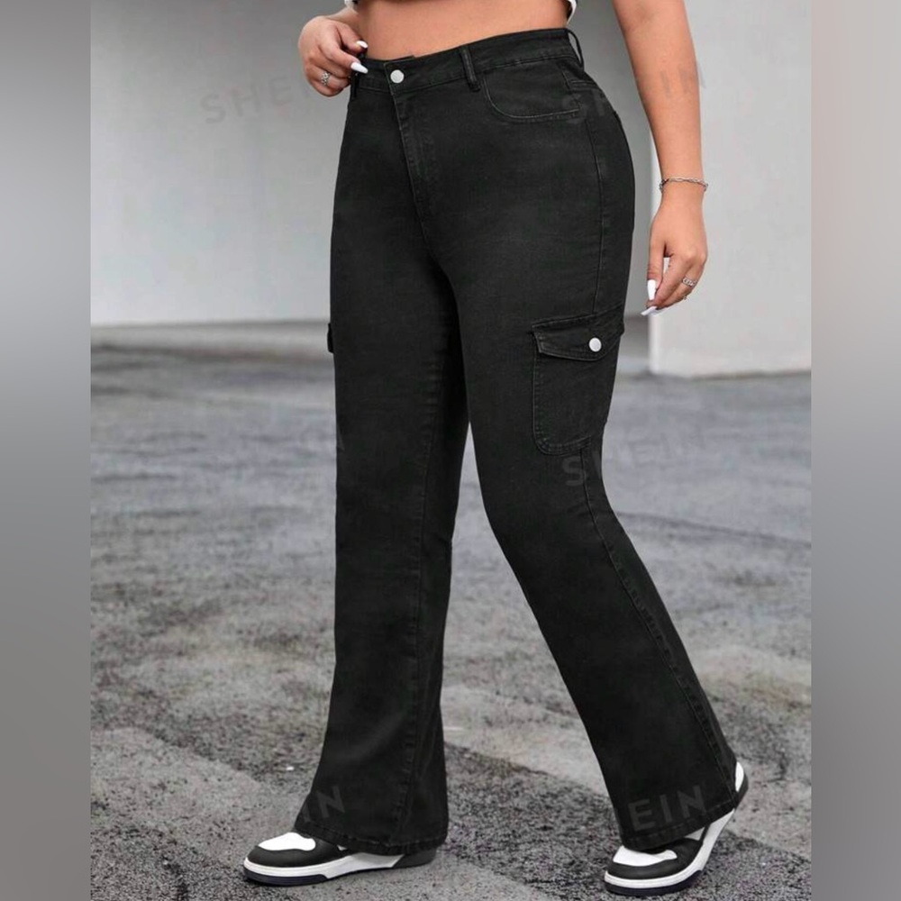 Black cargo pants